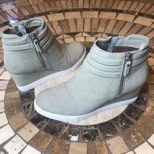 Linea Paolo Sand Zip Up Wedge Heel Ankle Boots